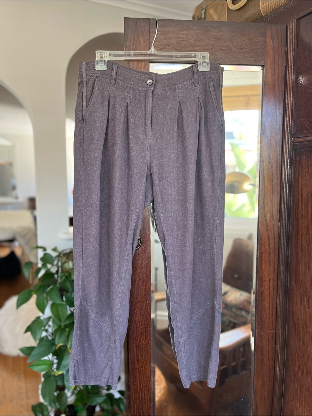 Brochu Walker Delaney Linen Blend Cropped Pleated Pants – Size Medium